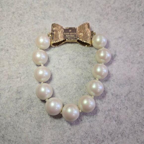 🐢 Kate Spade Gold Bow + Pearl Bracelet 🥰🥰😍 - Picture 12 of 13